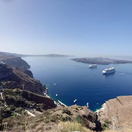 Pleasure Seaside * Περίσσα