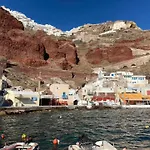 Pleasure Seaside * Perissa (Santorini)