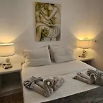 Pleasure Seaside Lejlighed