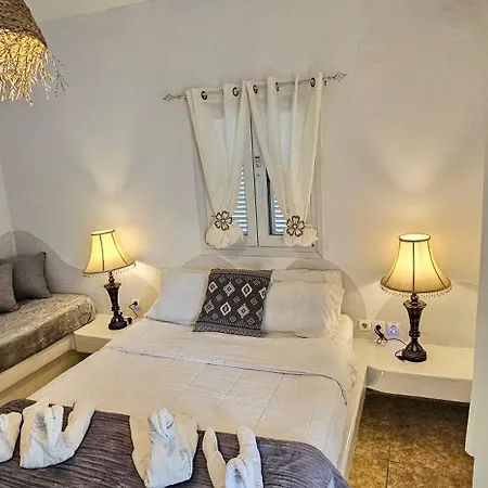 公寓 Pleasure Seaside 佩里萨