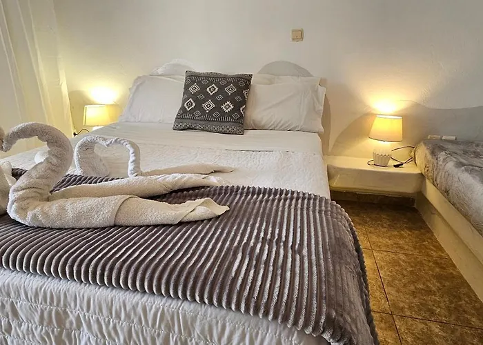 Apartment Pleasure Seaside Perissa (Santorini)